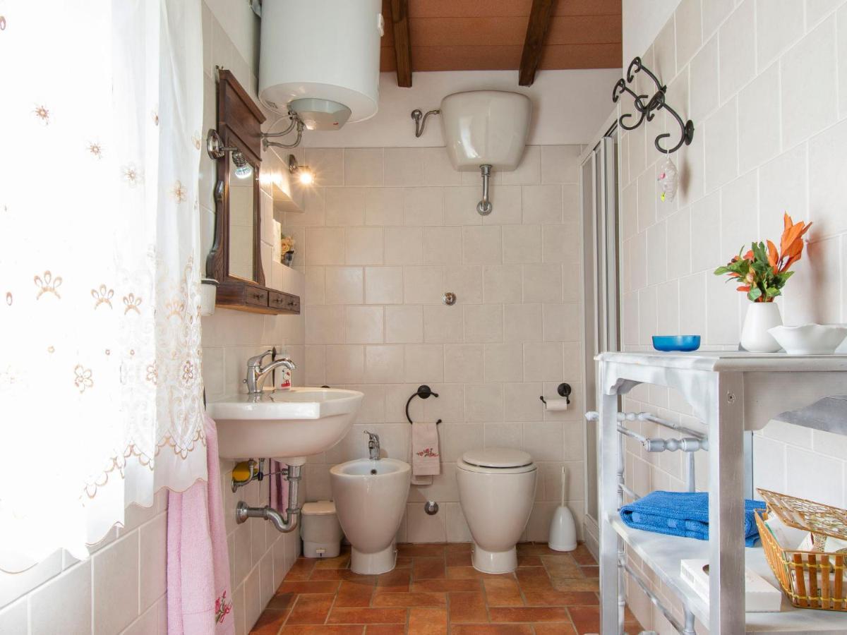 Holiday Home Il Sorbo By Interhome Micciano Luaran gambar